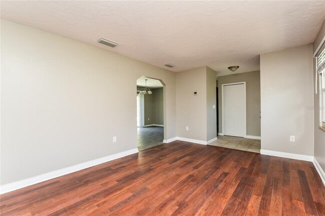 Photo - 507 67th Ave Dr W