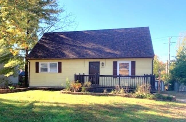 Building Photo - Cape Cod on Clay Mills Road! 251104