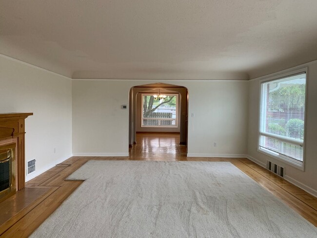 Photo - O1100-1106 Unit 1100