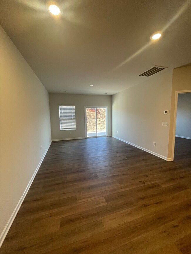 Photo - 4 Bedroom 3 Bath Townhome in the Stoneledge Community