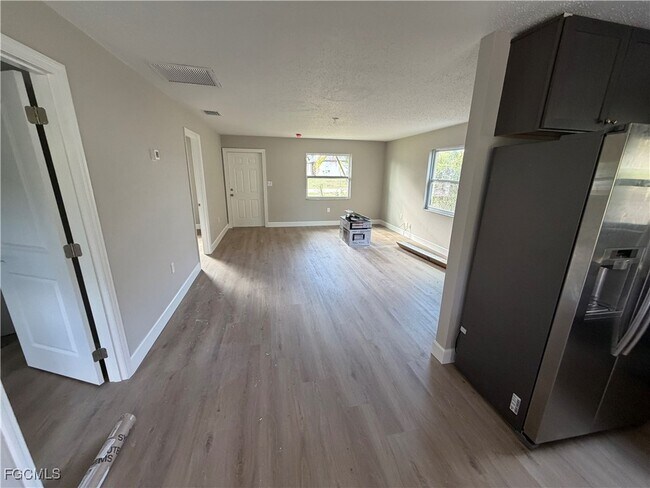 Photo - 19181 Tangerine Rd