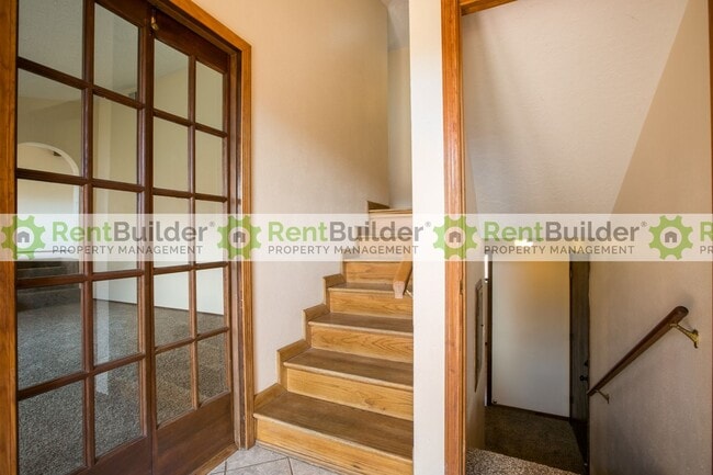 Photo - 10 Aspen Rd