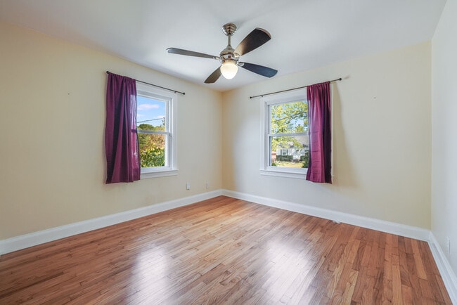 Photo - 3000 Meade Ave