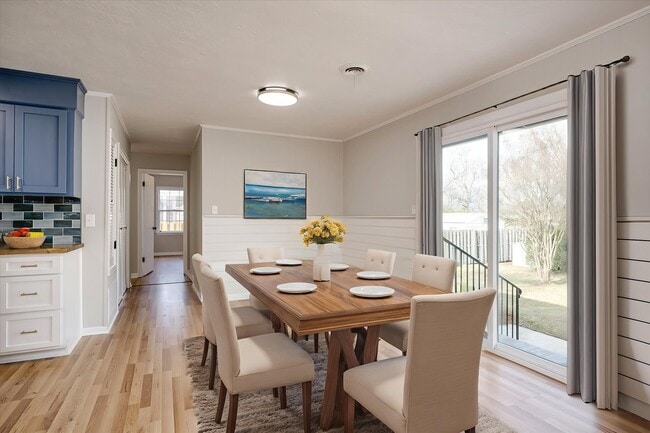 Photo - 254 Himan Dr