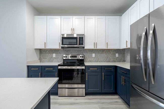 Slate, Scottsdale, AZ, Vacant Kitchen