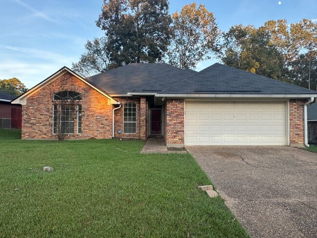 Check Out this 3 bed 2 bath!! - Check Out this 3 bed 2 bath!! House