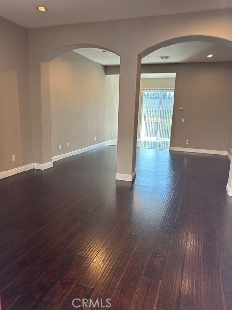 708 W Duarte Rd