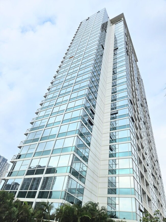 Building Photo - 909 Kapiolani Blvd Unit 807,