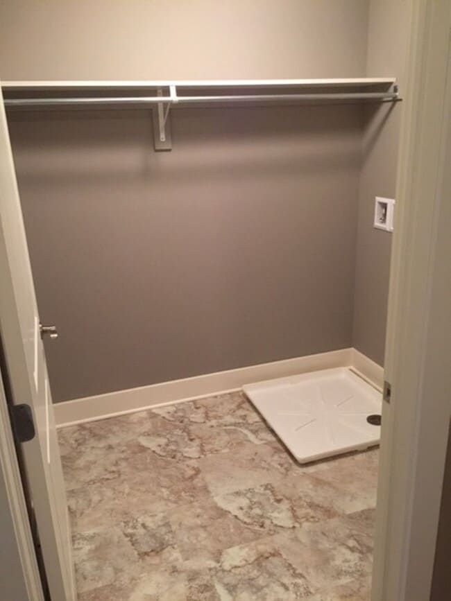 Photo - Maintenance free 3 bedroom 2.5 bath home in Stow