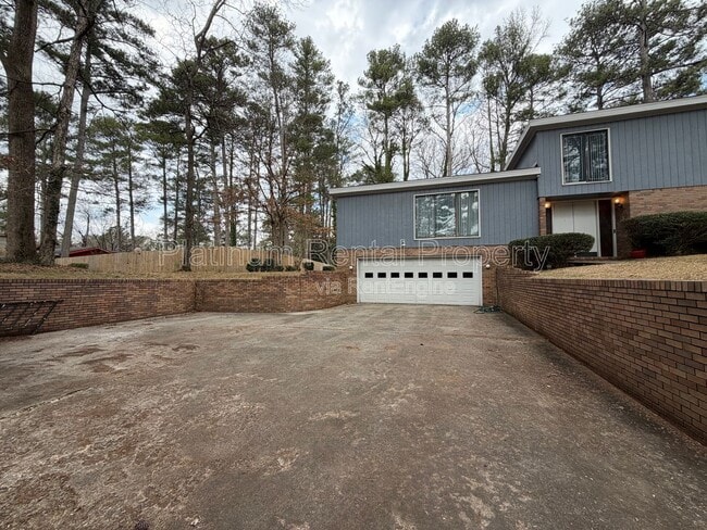 Photo - 2867 Monica Ct SW