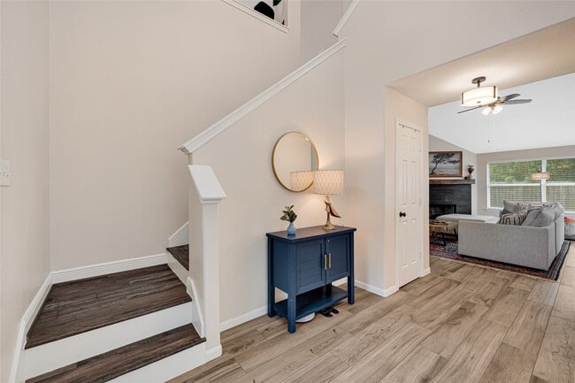 Photo - 4102 Caneshaw Dr