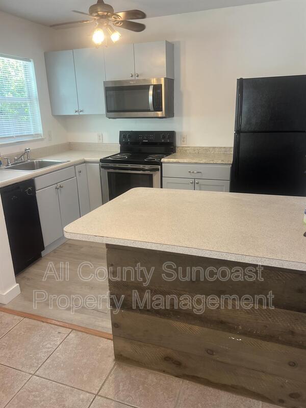 Photo - 4814 10th Ave N