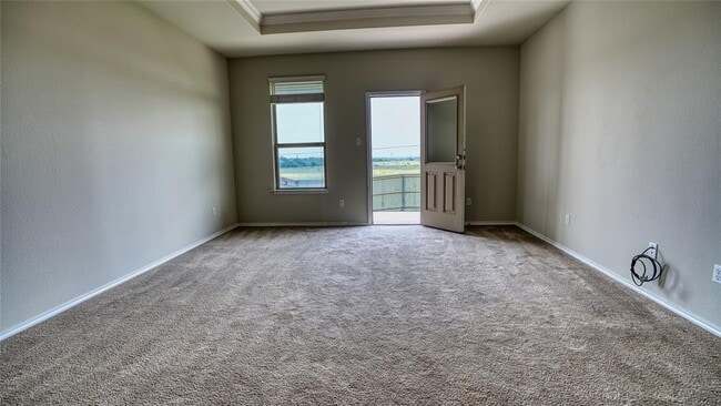 Photo - 137 Carlina Lp