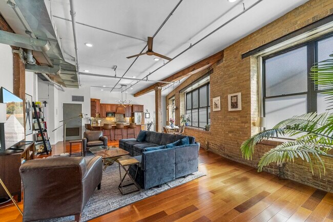 Photo - 1620 Manhattan Ave Unidad A1