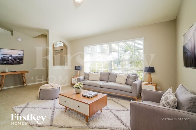 Photo - 1828 SW 3rd Pl