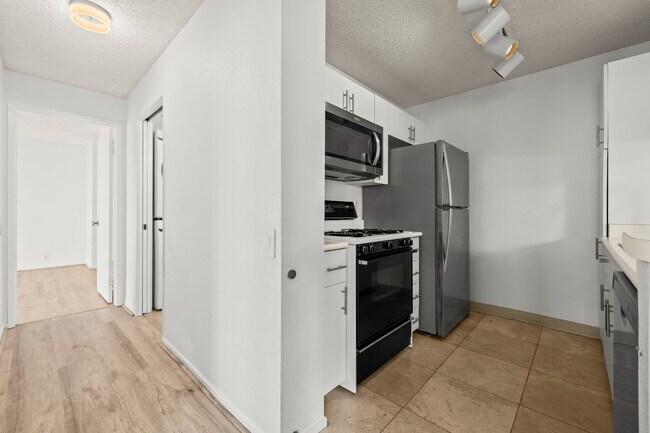 Photo - 91-284-284 Hanapouli Cir