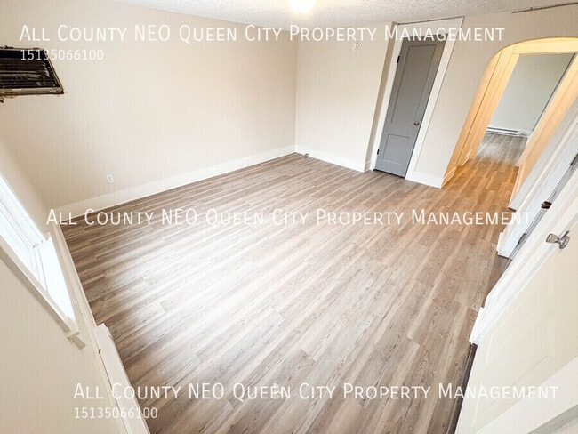 Photo - 499 S Detroit St Unit 6