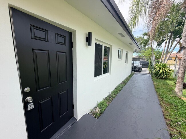 1132 NW 5th Ct