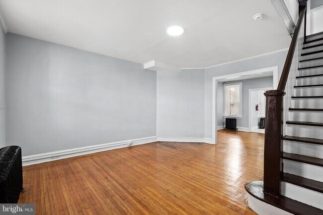 Photo - 4922 N 7th St