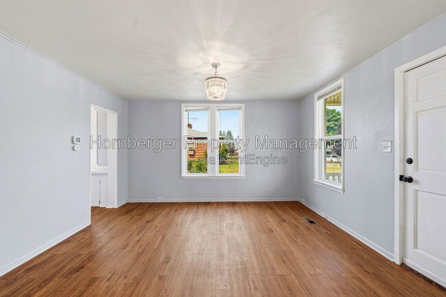 Photo - 3502 E Jackson Ave