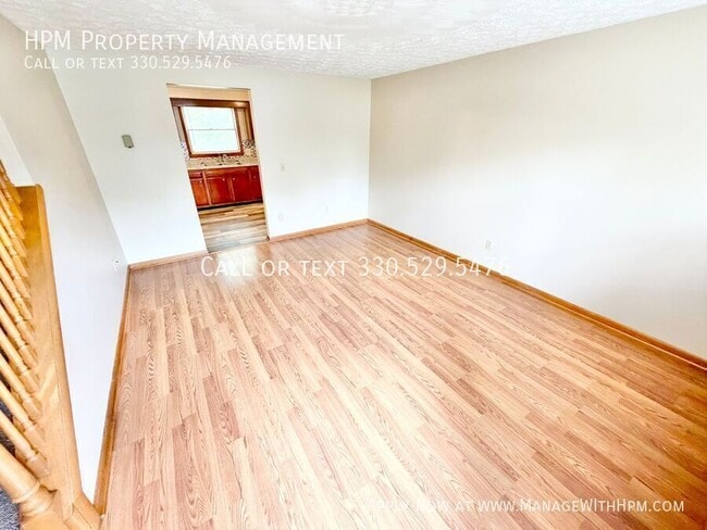 Photo - 5877 Portage St NW