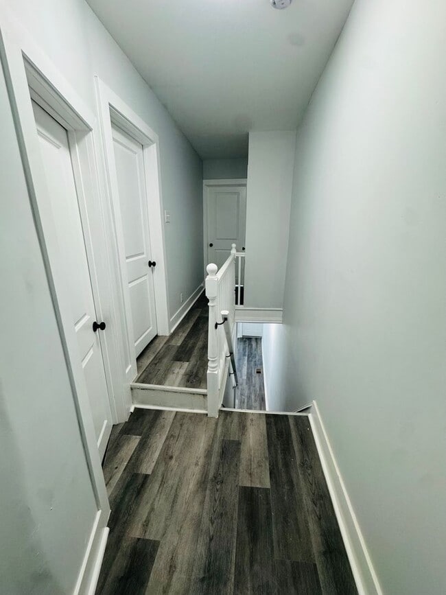 Photo - Remodeled 3bd/1 House with Rear yard!! SEC...