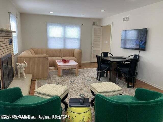 503 Wildwood Rd