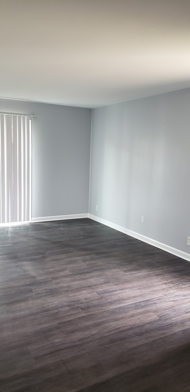 Photo - 370 Wallace Rd Condo Unit E18