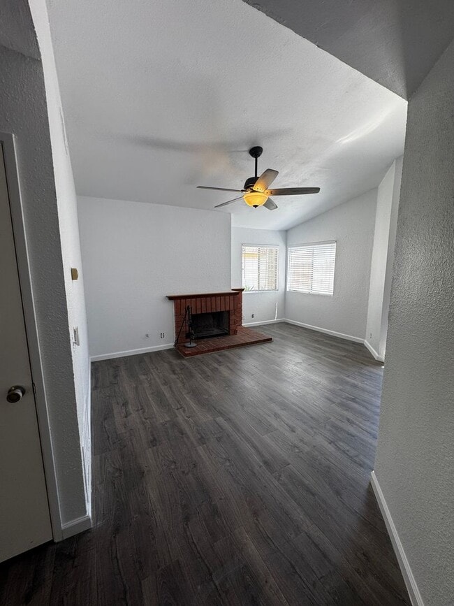 Photo - 1577 Greencrest Ct