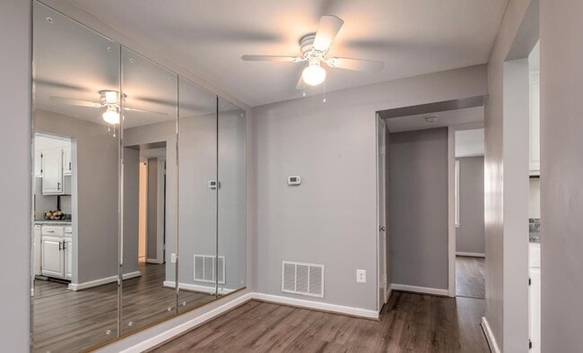 Photo - 708 S Arlington Mill Dr Unit 204