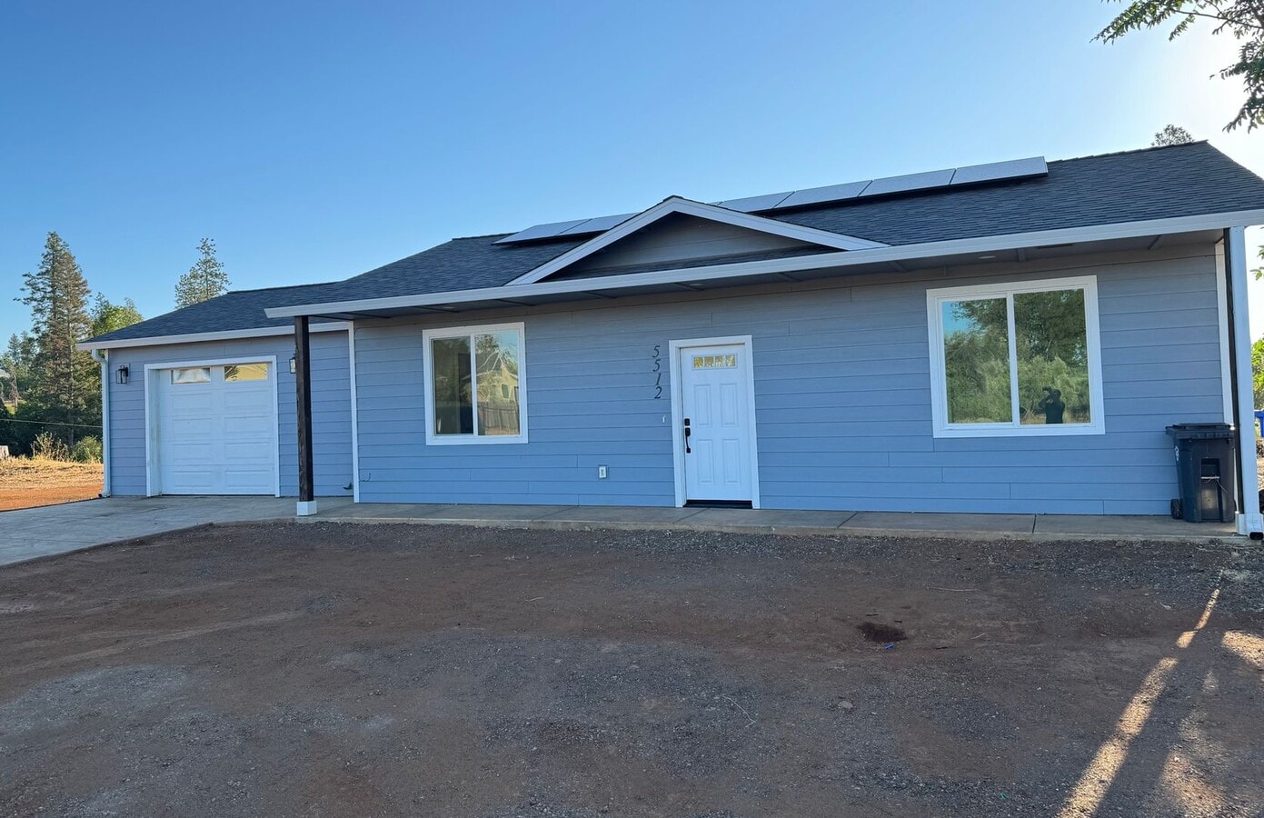 Two Bedroom House With Solar - Two Bedroom House With Solar