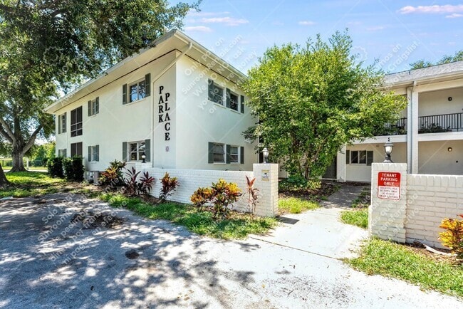 Building Photo - 600 S Betty Ln Rental