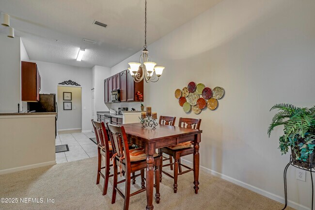 Photo - 8216 White Falls Blvd Unidad 108 Rental