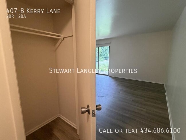 Photo - 407 Kerry Ln