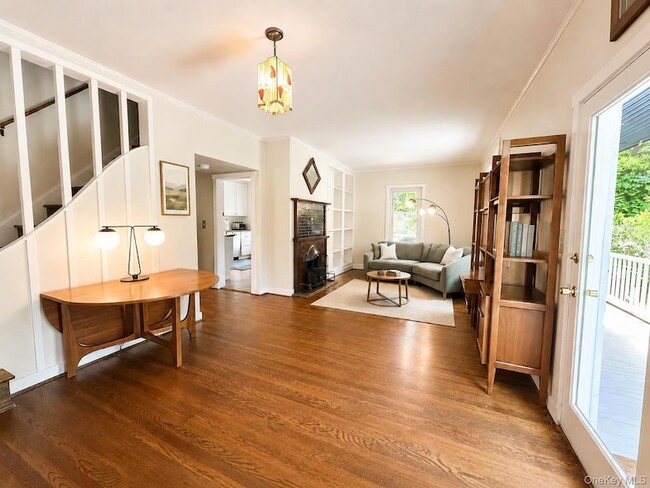 207 Prospect Ave