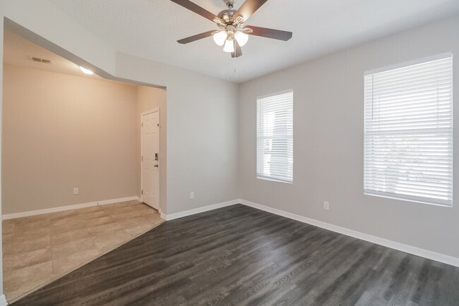 Photo - 32644 Rapids Loop Casa