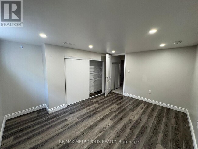 Photo - 44 Endeavour Dr