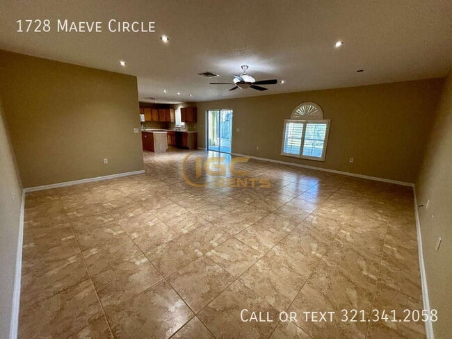Photo - 1728 Maeve Cir