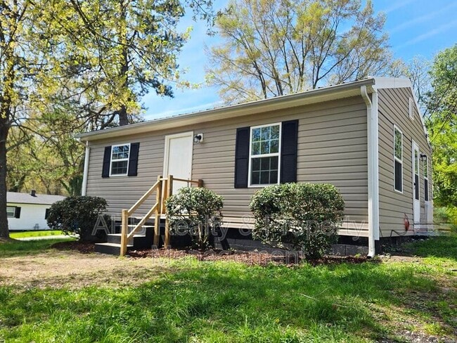 Building Photo - 1000 Camden St