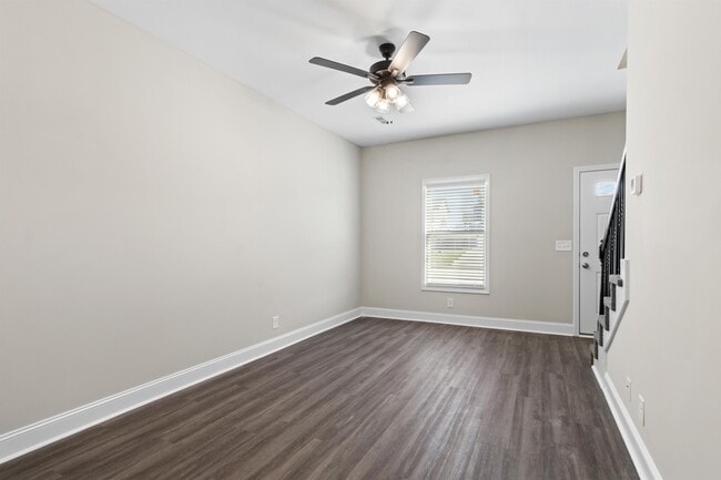 Photo - 203 Copeland Rd