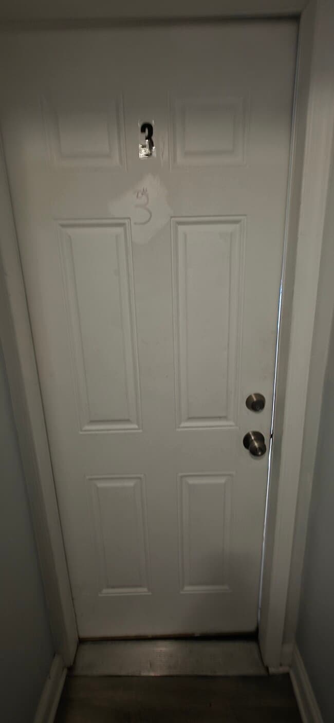 Photo - 2136 N Fulton Ave Unit Apt 3