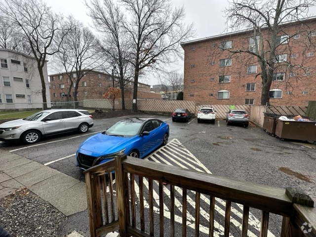 Building Photo - 50 Ashford St Unit 6 Rental