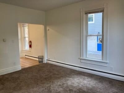 Photo - 303 E Madison St Unidad 1