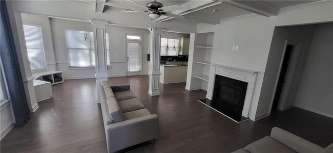 Photo - 1962 Brightleaf Way