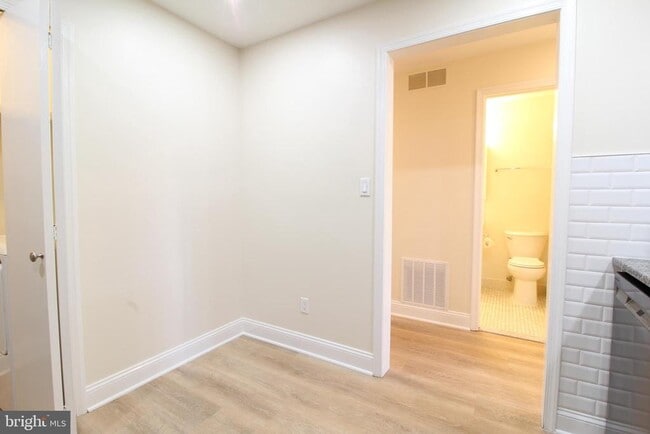 Photo - 97 Wyndham Pl