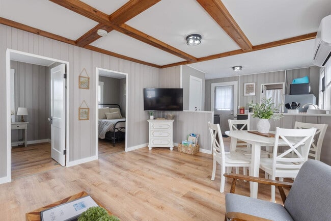 Photo - 2 Island Path Unidad ID1312436P