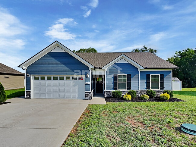 Building Photo - 609 Crooked Creek Rental