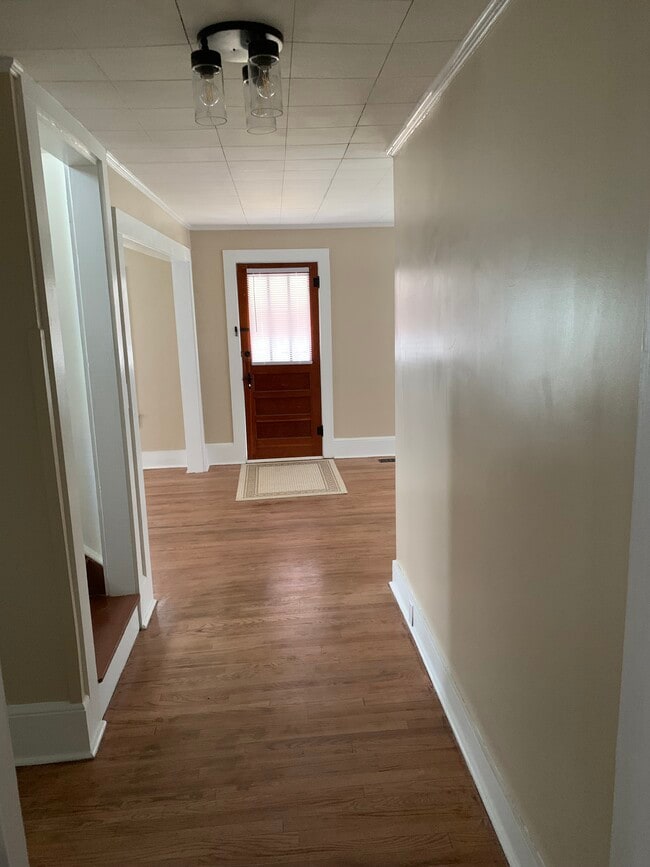 Photo - 1140 Mountainview Rd