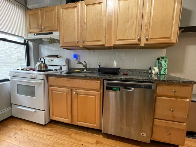 Building Photo - 181 Allston St Unit 2 Rental