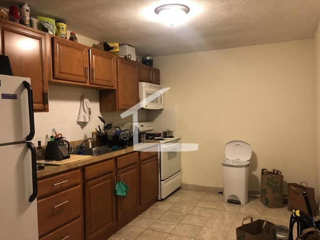 Photo - 20 Armington St Unit 14